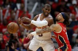 英雄联盟总决赛时间-骑士险胜鹈鹕，保罗高光表现