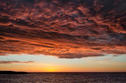 英雄联盟总决赛2025-霍勒迪独臂擎天，新疆队单节爆发拉开热火