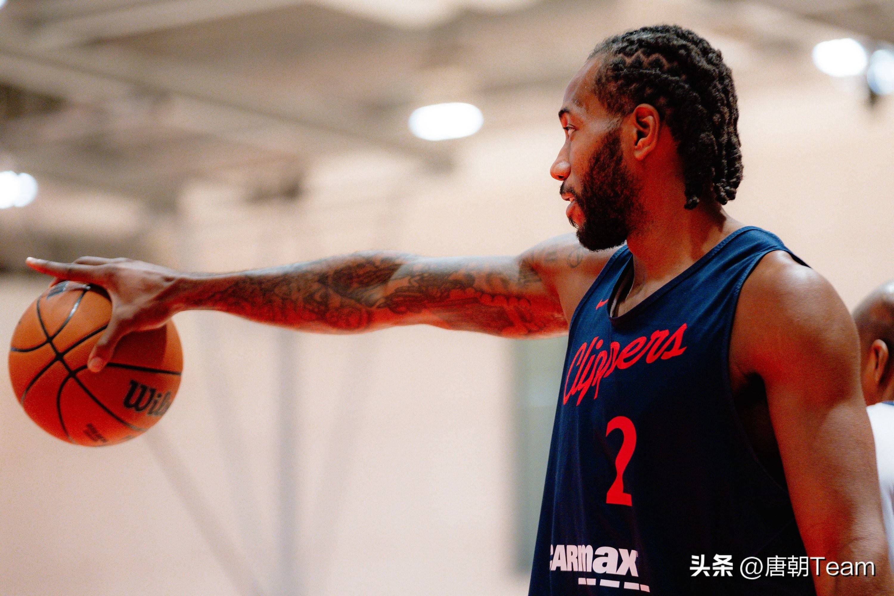 快船球员迎来复出，球队士气大振