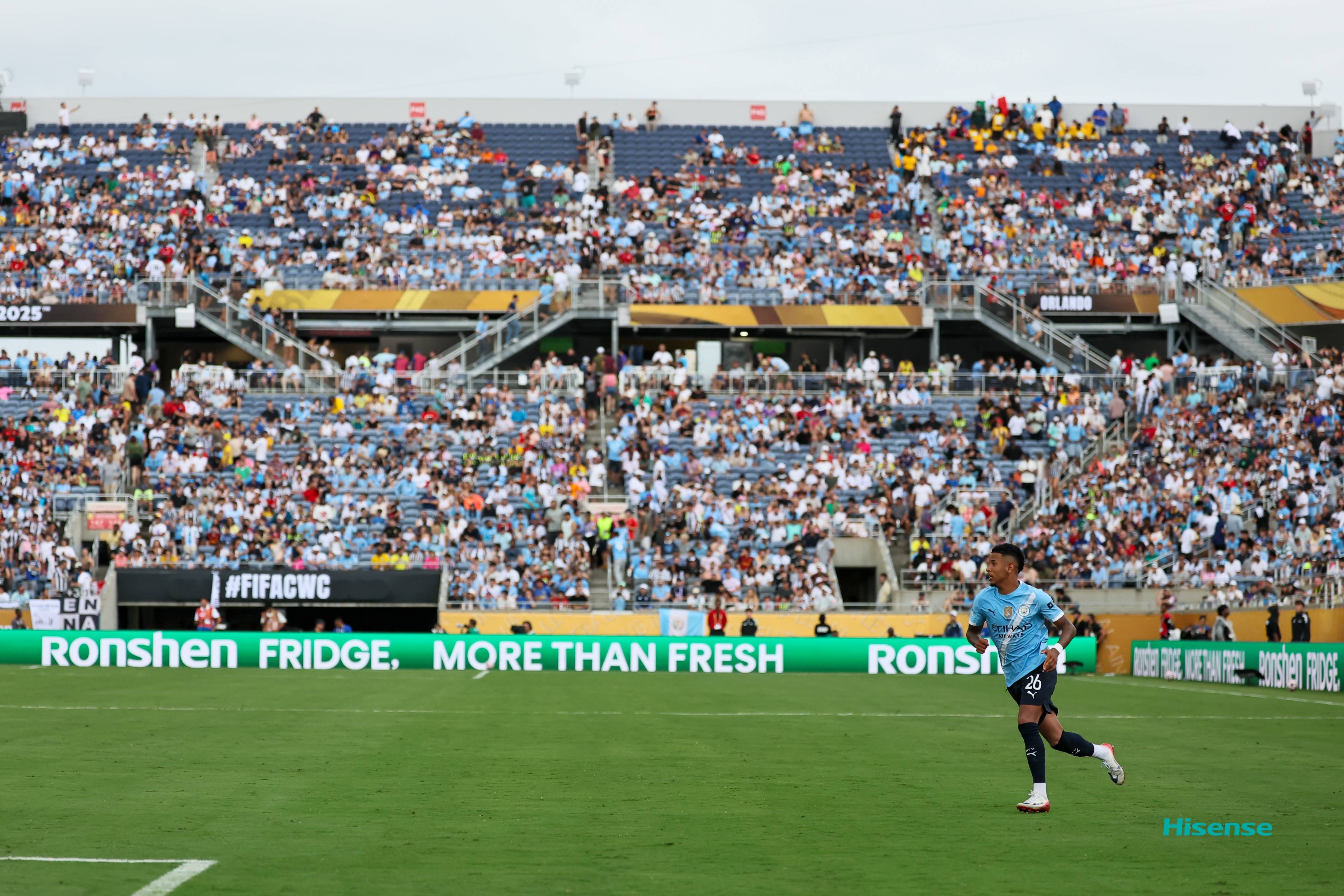 比利时逆转尤文，哈兰德带队取胜