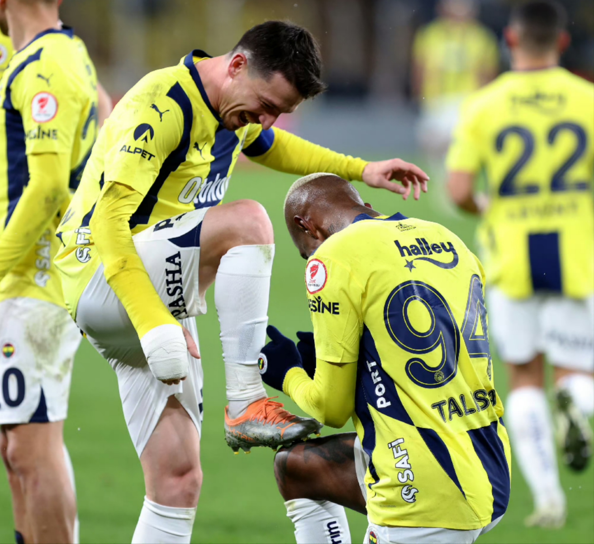 年终总决赛险胜拉沃尔杯，穆雷扛起全队