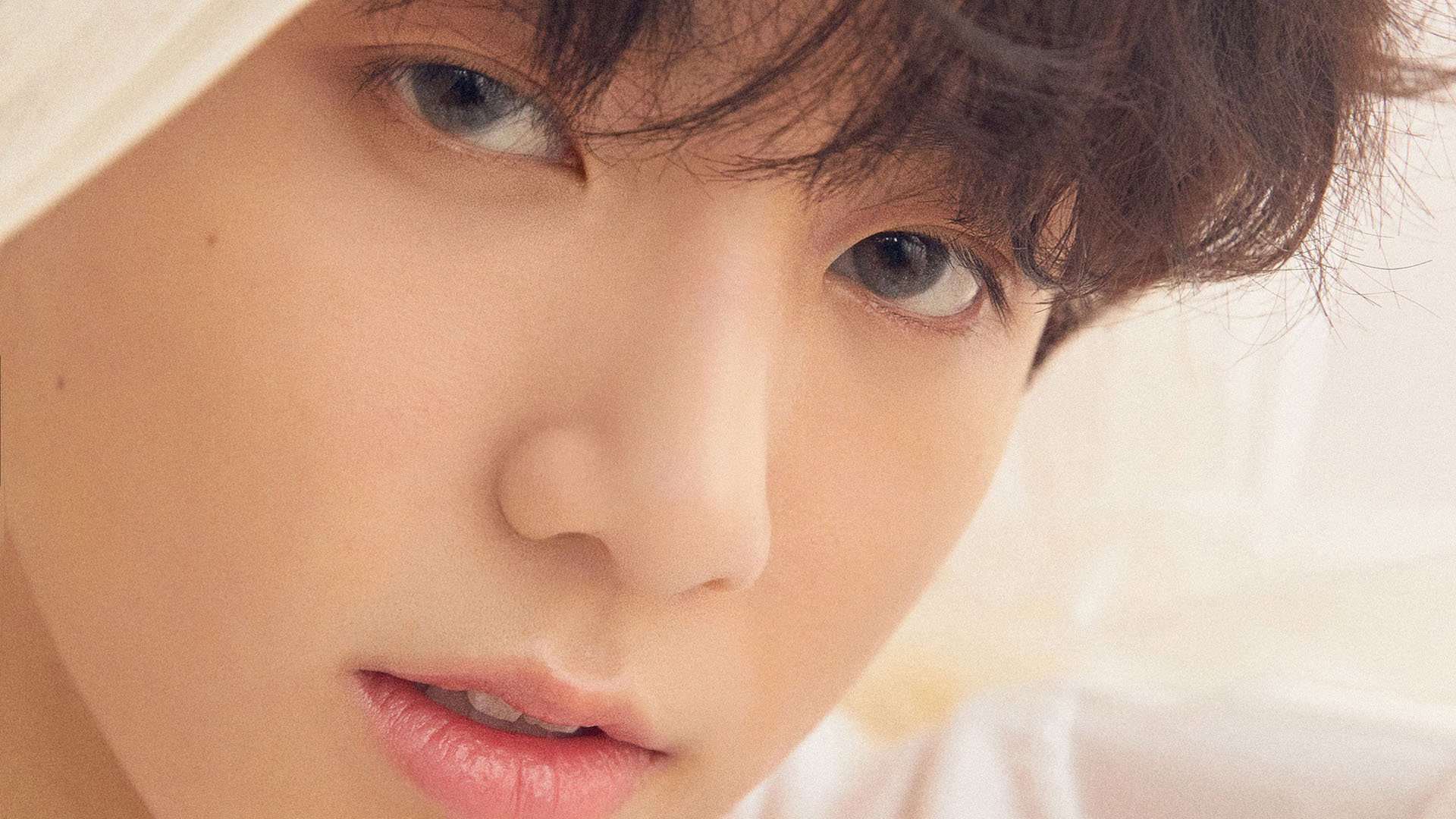 跨界风暴，巴黎血拼拉齐奥引爆欧冠，莫德里奇英超奇幻夜接管争冠战