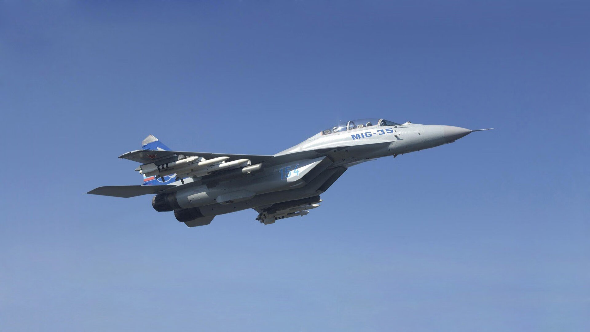 横跨非洲与欧洲的守护神,奥纳纳在喀麦隆对阵毕尔巴鄂的关键回合不手软