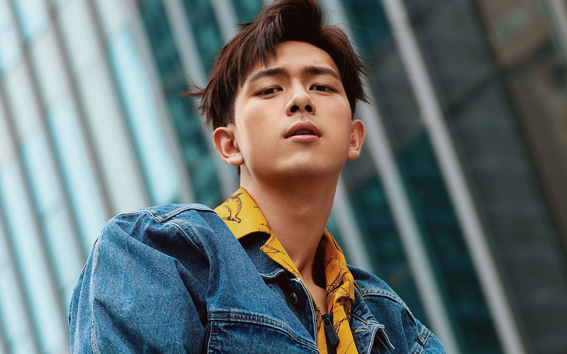 冰与火之歌，德罗赞里程碑之夜，爵士速胜新疆奏响篮球狂想曲