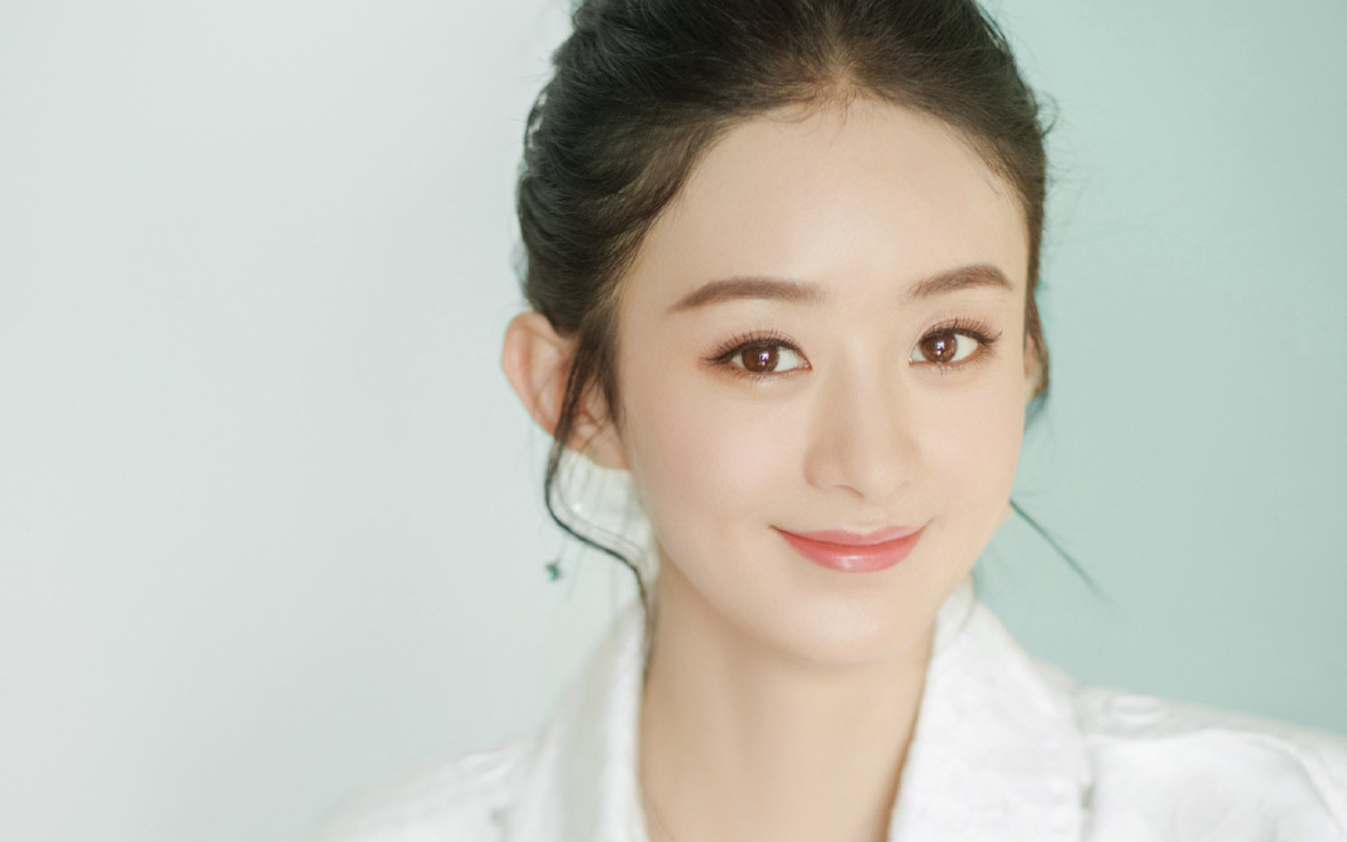 德甲争冠白热化，日本力克卡塔尔展亚洲雄风