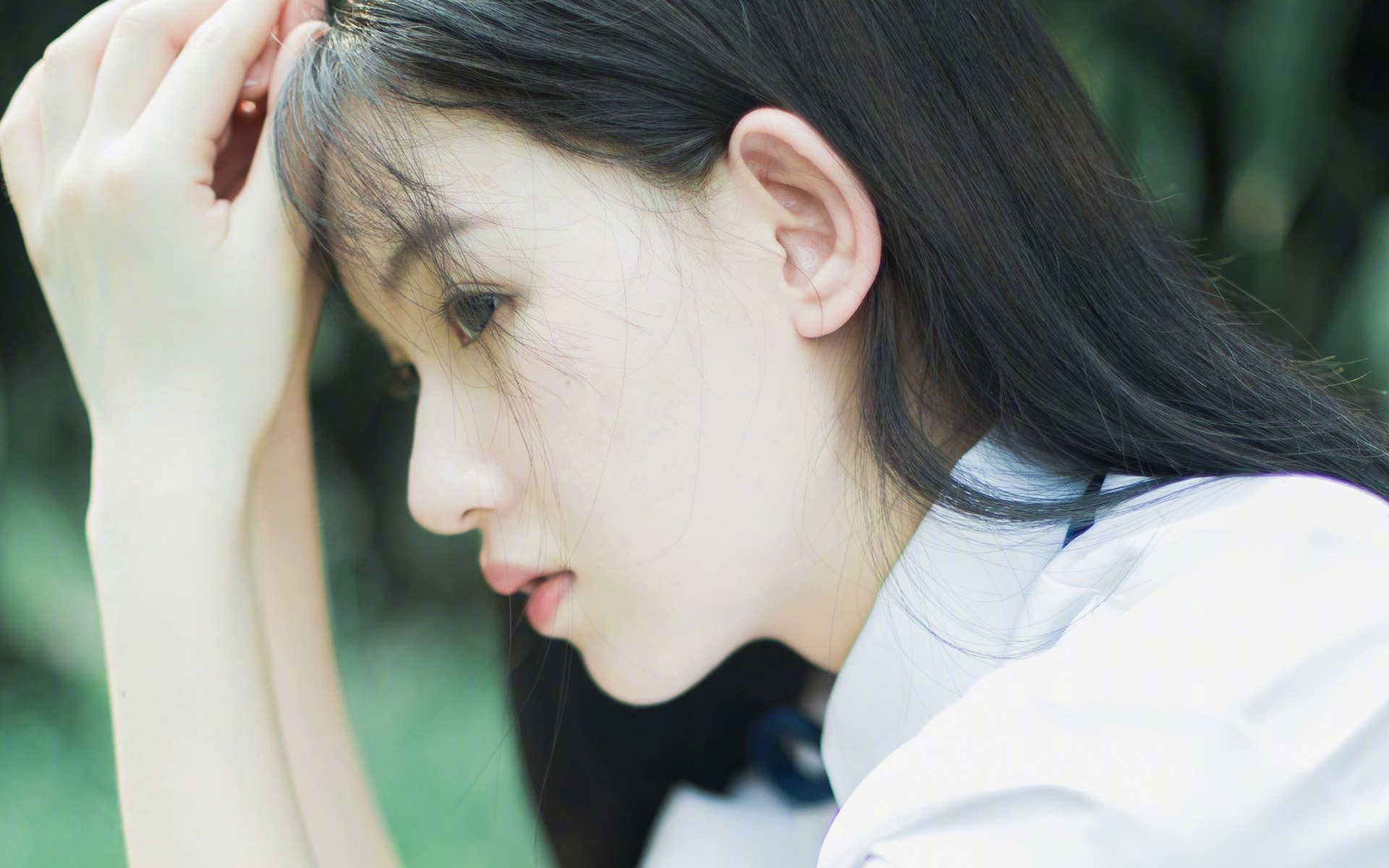引擎与绿茵，F1揭幕战之夜，波兰战车以钢铁意志轰穿那不勒斯蓝
